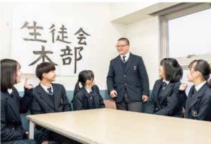 共栄学園中学高等学校　｜非常勤講師/数学科教員（ID：195）の求人画像５